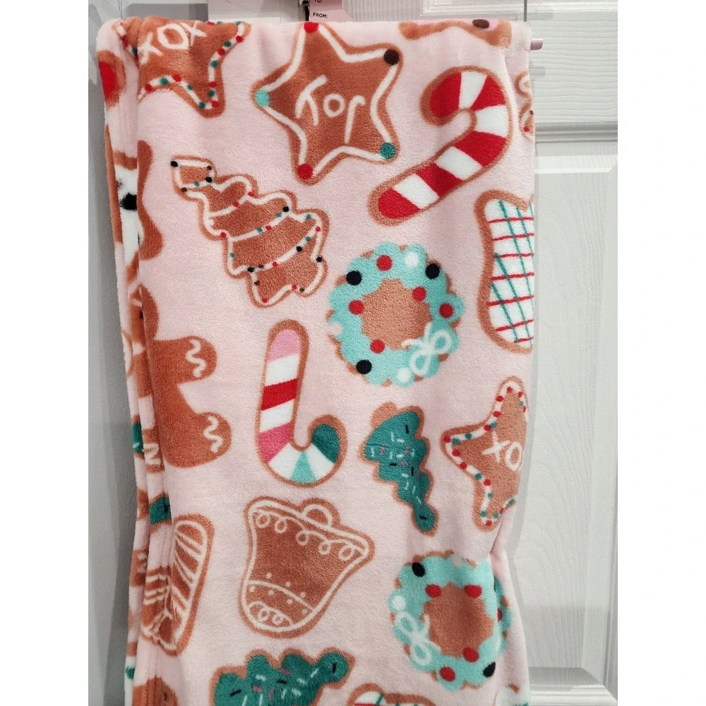 Pink Gingerbread Man Holiday Christmas Throw Blanket Plush Pastel Candy Land